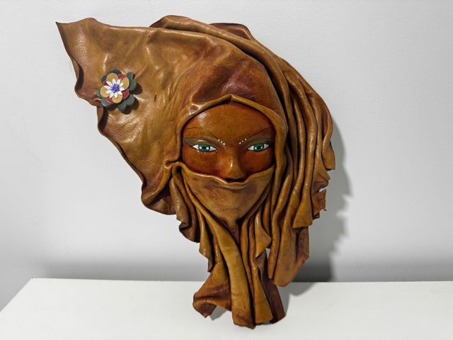 Máscara de cuero artesanía turca
