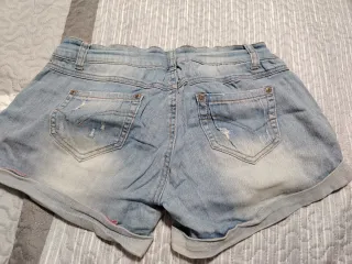 Shorts vaqueros desgastados mujer