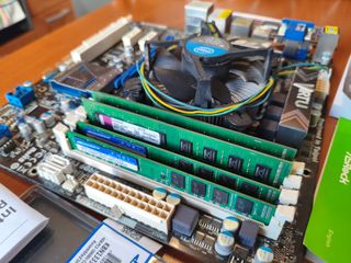 Placa Base mATX LGA 1155 + CPU i5-2400 + 16GB RAM