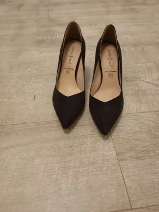 Zapatos tacón Daniela Vega negros