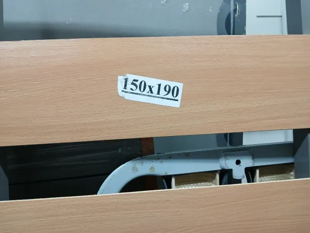 Somier 150x190cm con patas