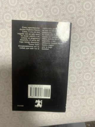 Yerma: Poema tragico en tres actos y seis cuard...