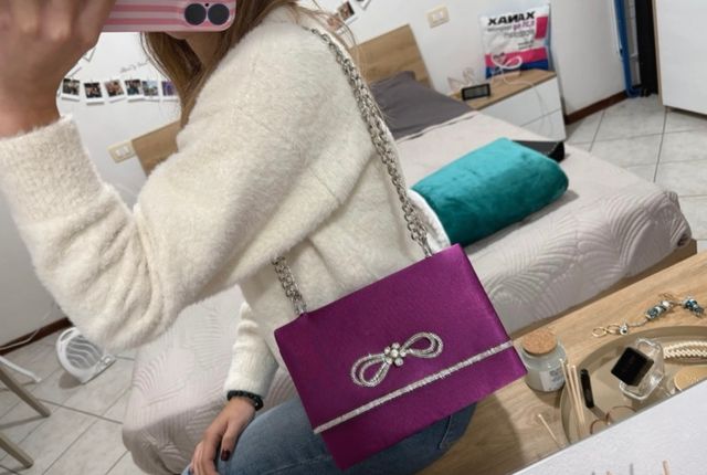 Borsetta viola e argentata