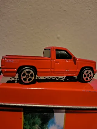 Miniatura Chevrolet 45 SS Maisto 1:64 Roja