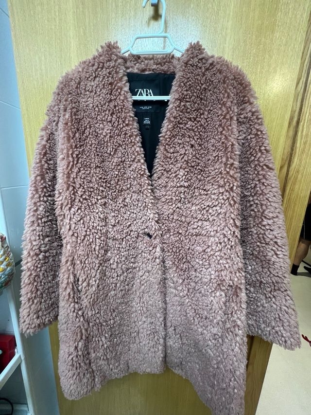 Abrigo Zara Rosa Peluche