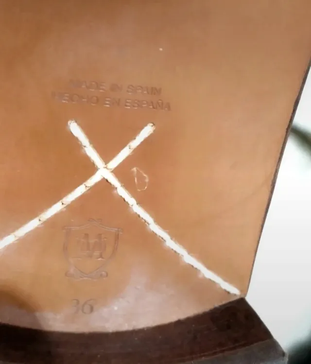 Botas mosqueteras piel. Massimo Dutti.