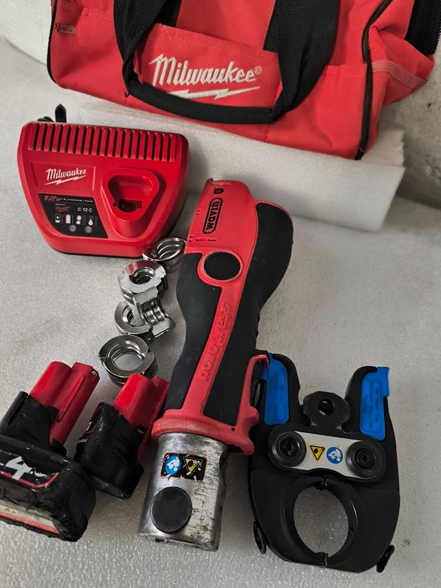 Prensa Novopress ACO103 Milwaukee