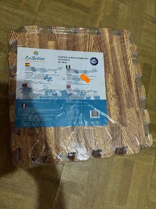 Alfombra puzzle madera 30x30cm