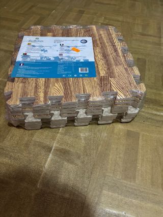 Alfombra puzzle madera 30x30cm