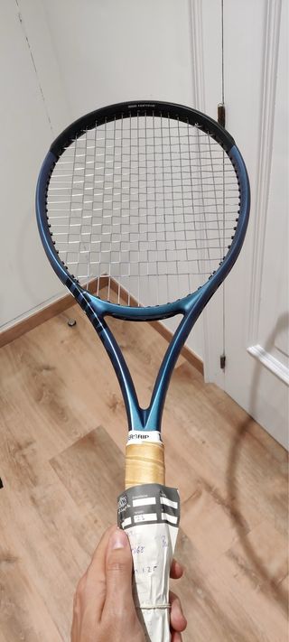 Raqueta Wilson ULTRA V4 100 (300g) Grip 3