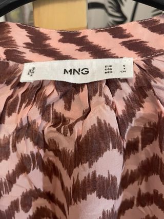 Camicia Mango rosa con fantasia zig-zag marrone