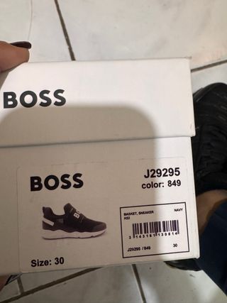 Scarpe Hugo Boss blu numero 30