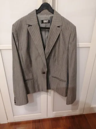 Traje de chaqueta y pantalón Unit gris 