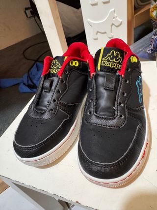 Scarpe Kappa nere e rosse numero 30