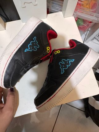 Scarpe Kappa nere e rosse numero 30