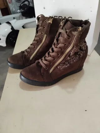 Scarponcini donna marroni Jay peg