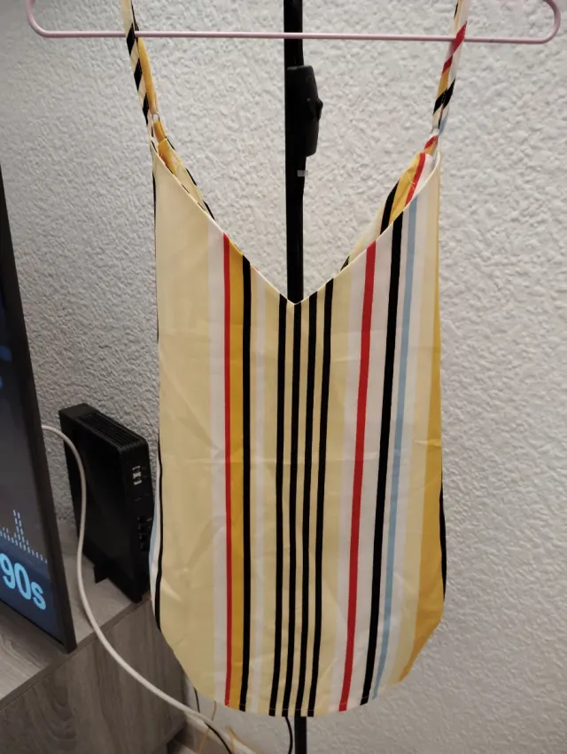 Blusa de tirantes con rayas