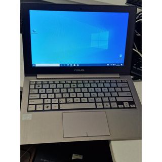 ASUS ZenBook UX21E Plata/Negro