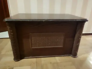 Baúl antiguo de madera