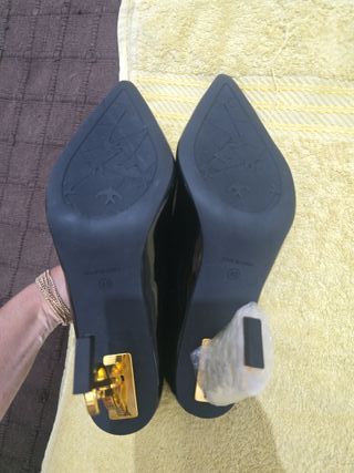 Zapatos de tacón charol negros talla 40