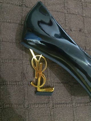 Zapatos de tacón charol negros talla 40