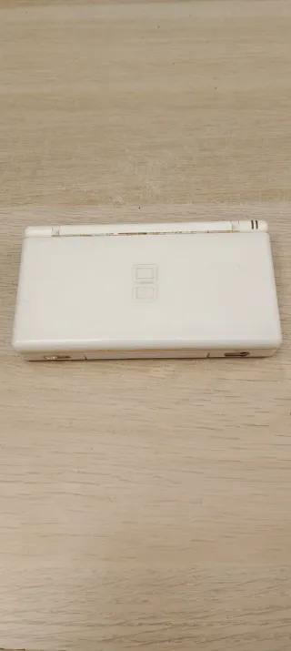 Lote Nintendo DS Lite Blanca + Juego + micro sd