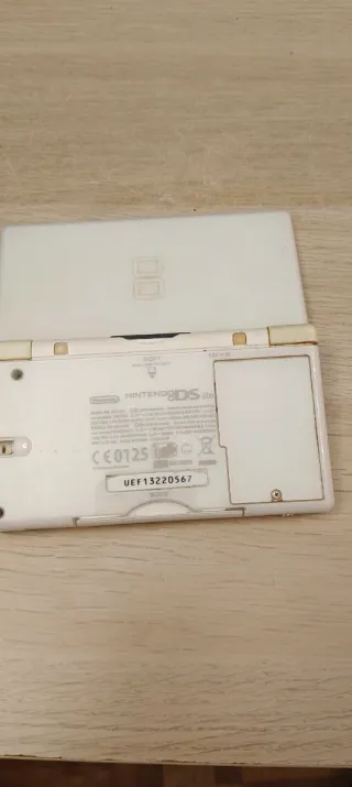 Lote Nintendo DS Lite Blanca + Juego + micro sd