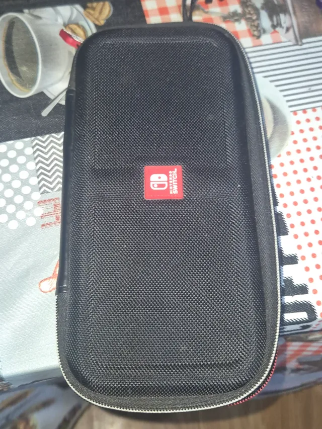 Funda Nintendo Switch Negra