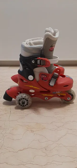 Pattini a rotelle Cars 3 ruote regolabili