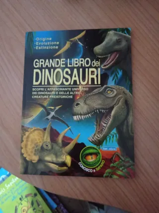 grande libro dei dinosauri 