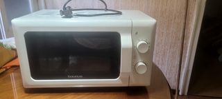 Microondas Taurus 20L Blanco