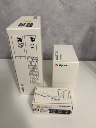 Hub DIRIGERA + Sensor VINDSTYRKA +2 SOMRIG Homekit
