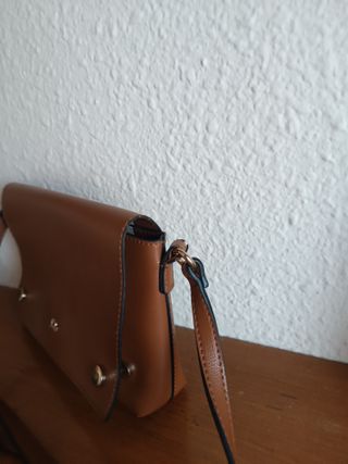 Bolso bandolera elegante color marron