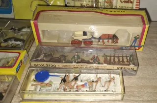 Set di figure personaggi modelli treni