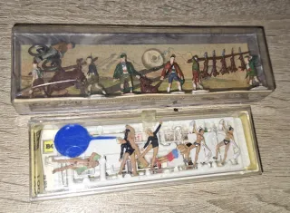 Set di figure personaggi modelli treni