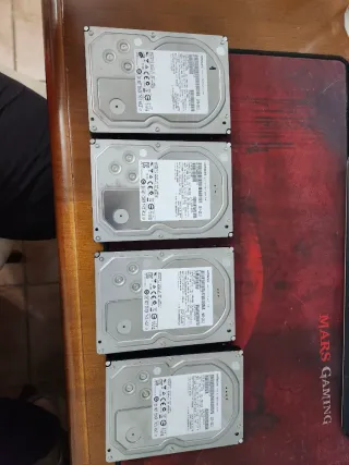Lote 4 Discos Duros Hitachi 4TB