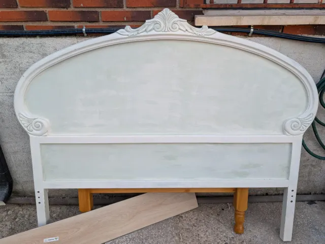 Cabecero vintage madera blanco.