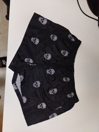 Bañador ZARA calaveras