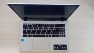 Portátil Acer Aspire 315-510P 