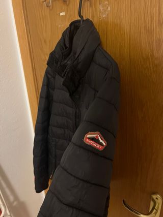 Plumas Superdry Negro Talla L