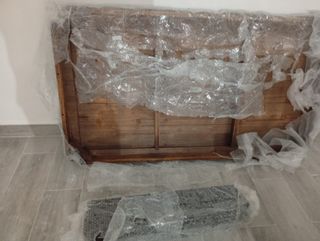 Mesa comedor 1.60m + 6 sillas cuero
