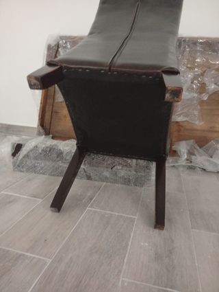 Mesa comedor 1.60m + 6 sillas cuero