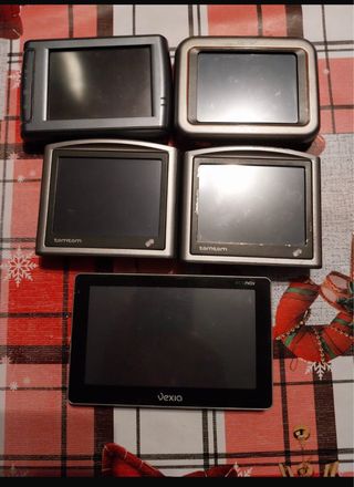 Lote 5 GPS TomTom y Vexia