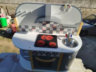 Cucina giocattolo per bambini