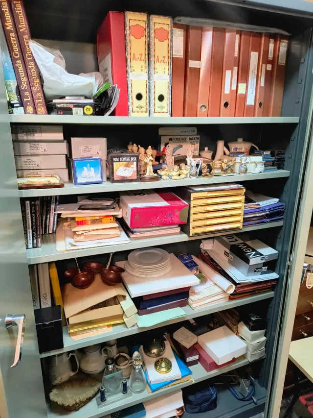 Armario archivador metálico gris