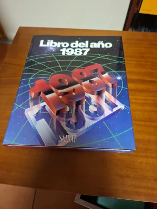Libro del año 1987