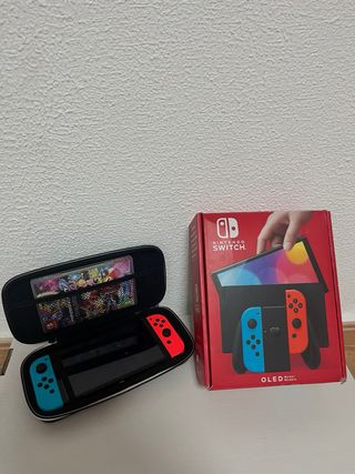 Nintendo Switch + Mario Kart 8 Deluxe