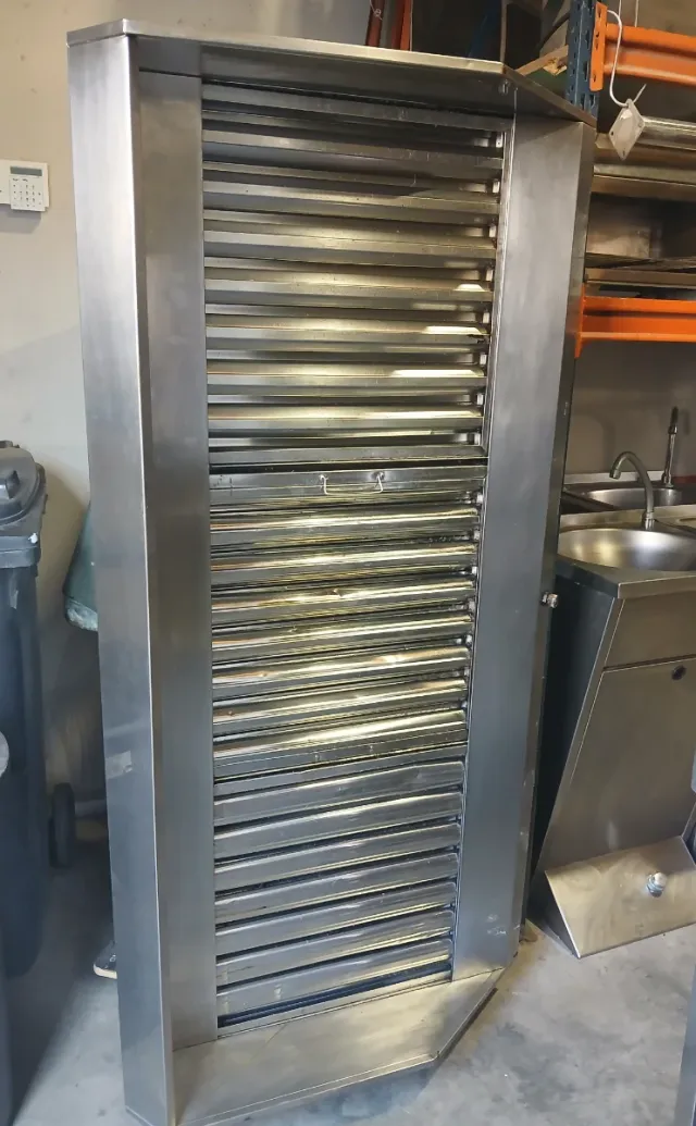 Campana extractora 1.53m con motor y filtros