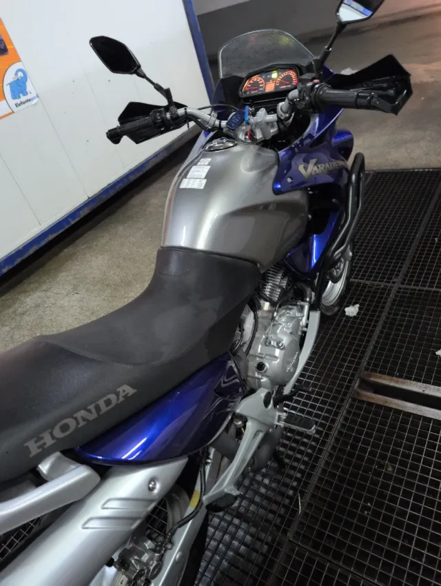 Honda Varadero 125 - 2005 - 15.000 km