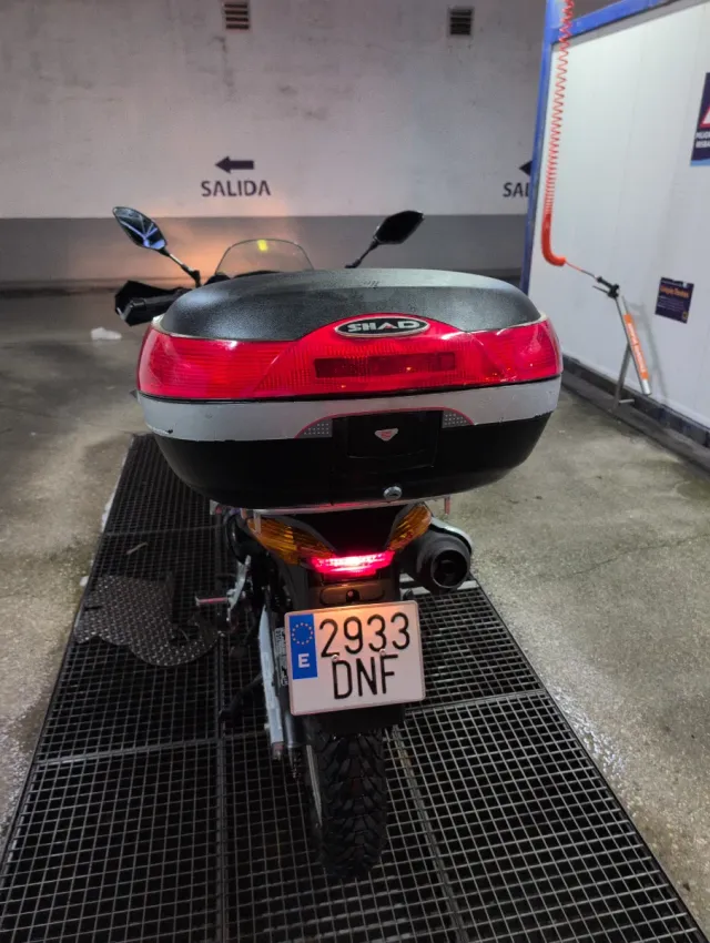 Honda Varadero 125 - 2005 - 15.000 km